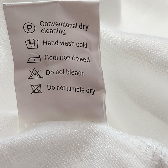 SIZE Large White Bohemian Maxi Dress with lace and ruffles V-neckline Light. - Picture 11 of 13